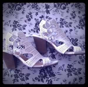 Strappy "Leather Material" Heeled Sandal